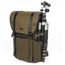 百诺（Benro）新行者 B200N摄影包专业单反微单数码相机包时尚休闲双肩上下分层电脑背包